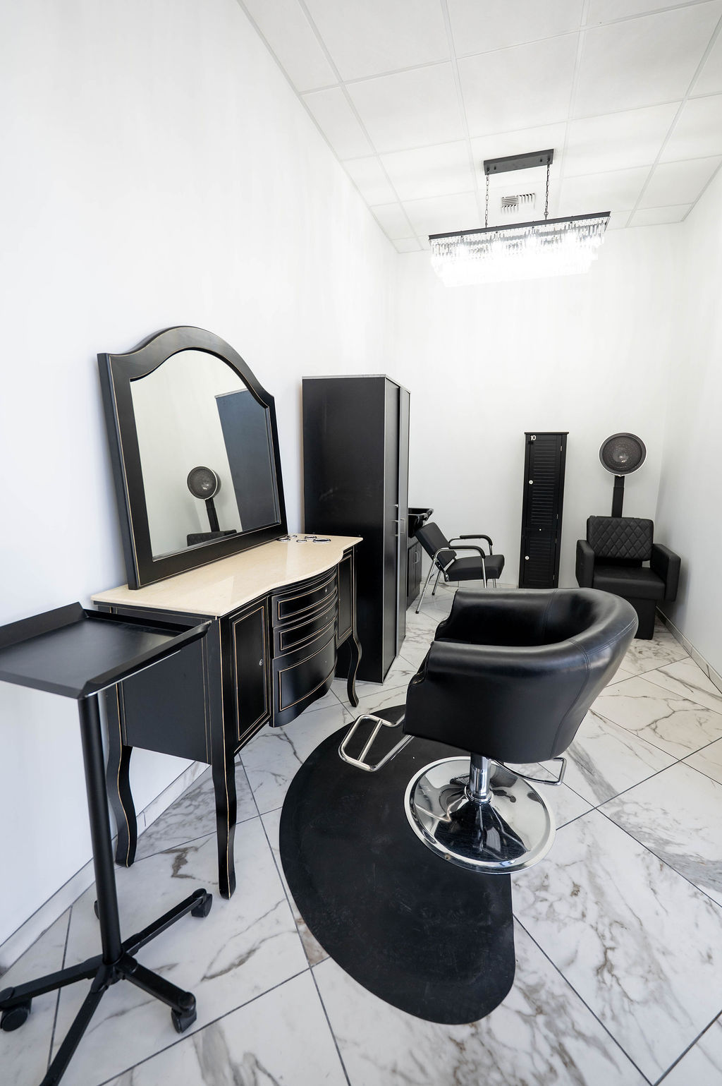 Turn Your Salon Suite Into a Vibe